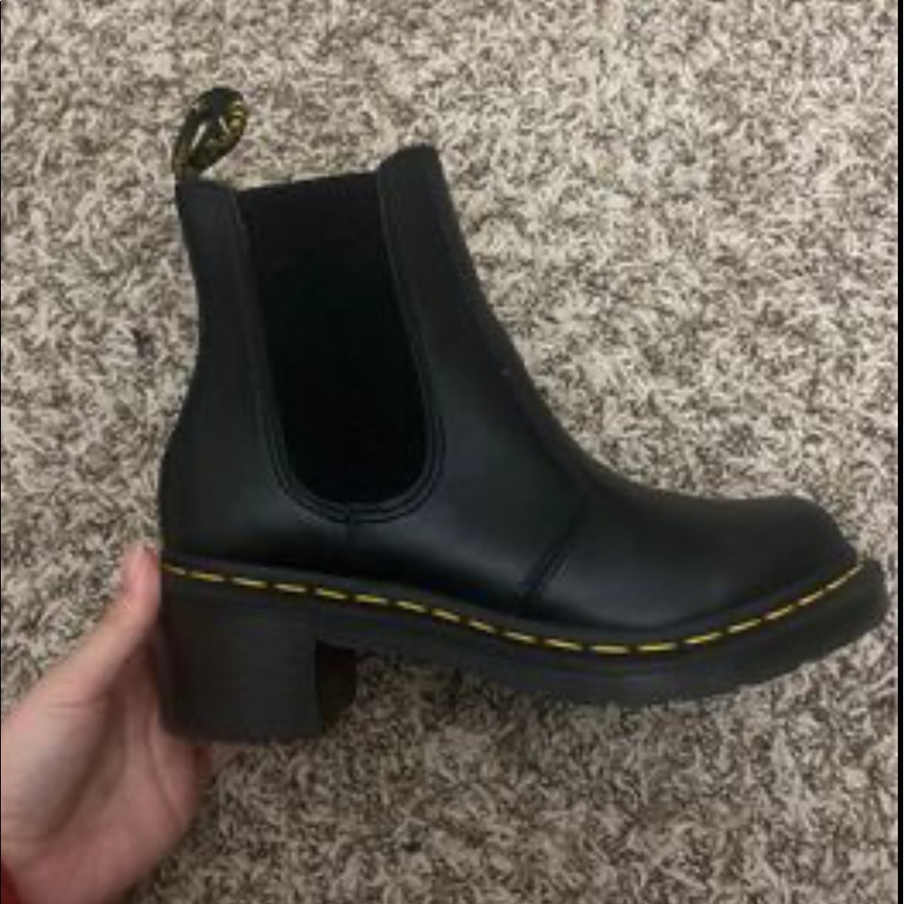 Dr. Martens CADENCE WOMEN'S LEATHER HEELED CHELSEA BOOTS